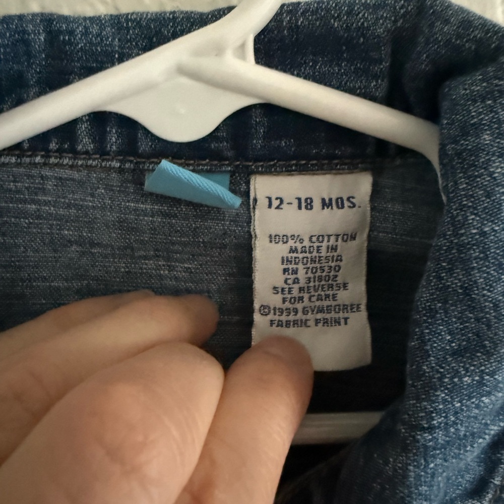 Denim Jacket/Jean Jacket - Picture 2 of 3